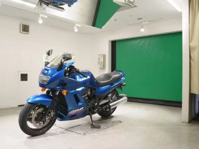 Kawasaki GPZ1100-2