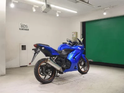Kawasaki NINJA250R