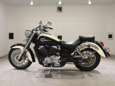 Honda SHADOW750