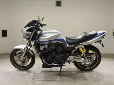 Honda CB400SFV-1