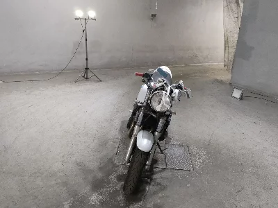 Suzuki INAZUMA 400