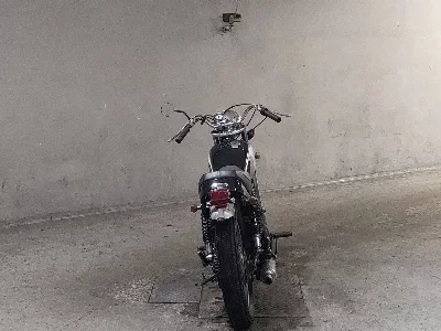 Yamaha SR400-1