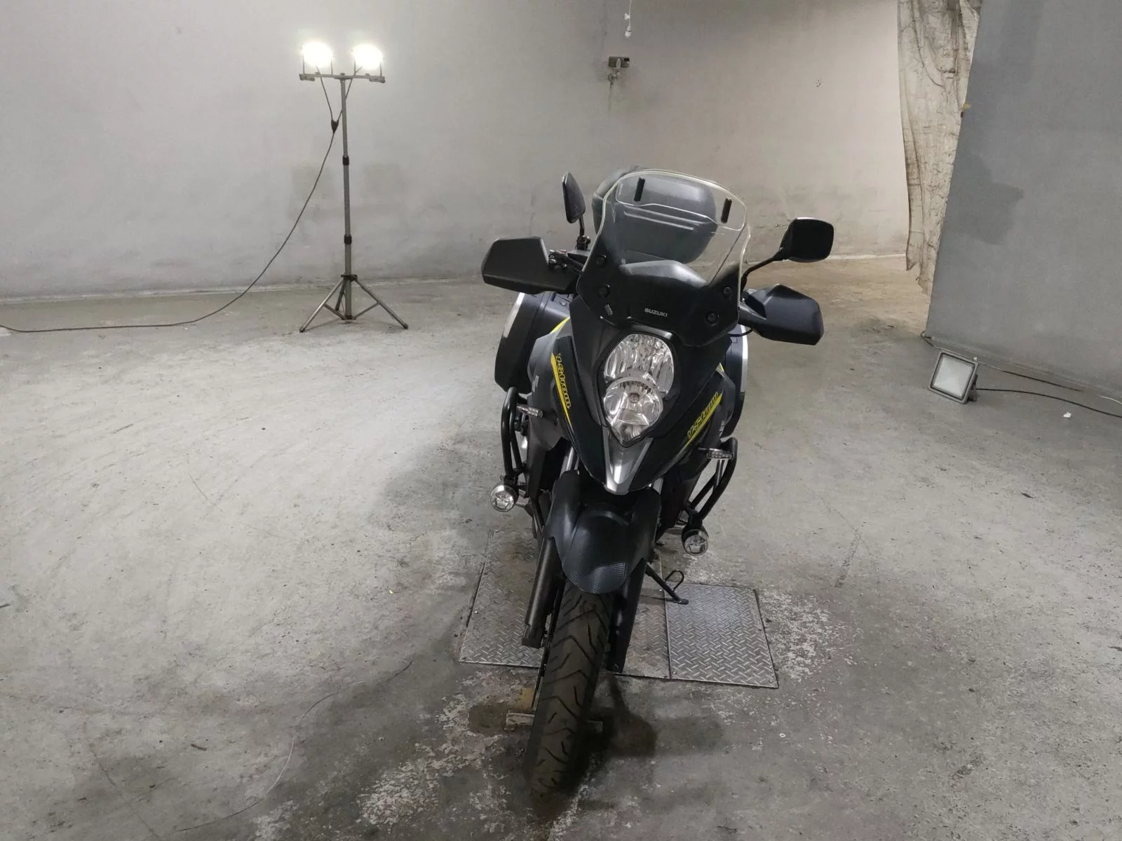 Suzuki V STROM 650XT 2019