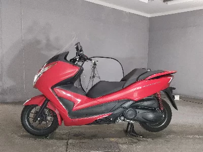 Honda FORZA