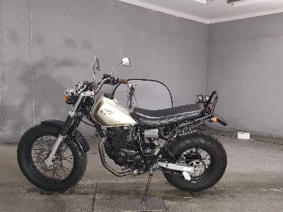Yamaha TW200