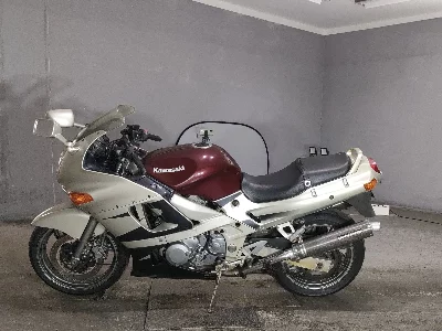 Kawasaki ZZR400