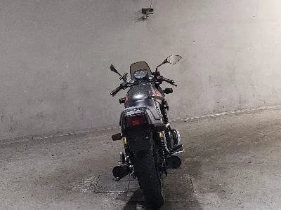 Suzuki GSX400S KATANA