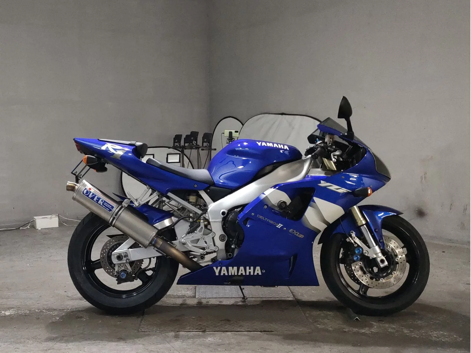 Yamaha YZF-R1  с аукциона в Японии