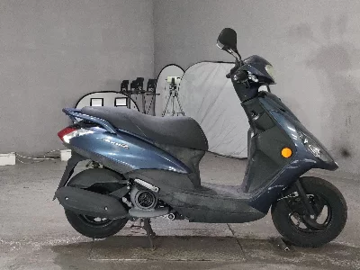 Yamaha  AXIS Z