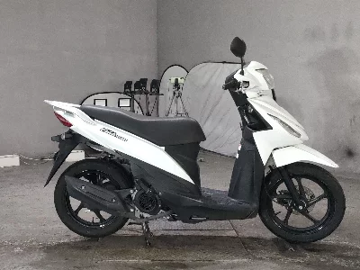 Suzuki ADDRESS V110