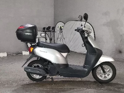 Мотоцикл из Японии Honda MANY CTOR
