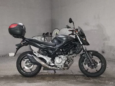 Suzuki GLADIUS400