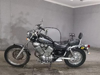 Yamaha VIRAGO 400