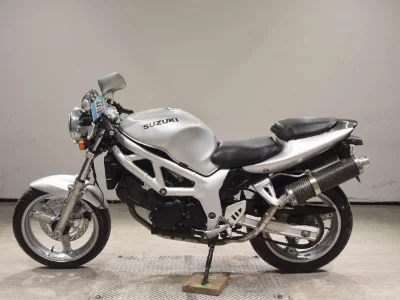 Suzuki SV400