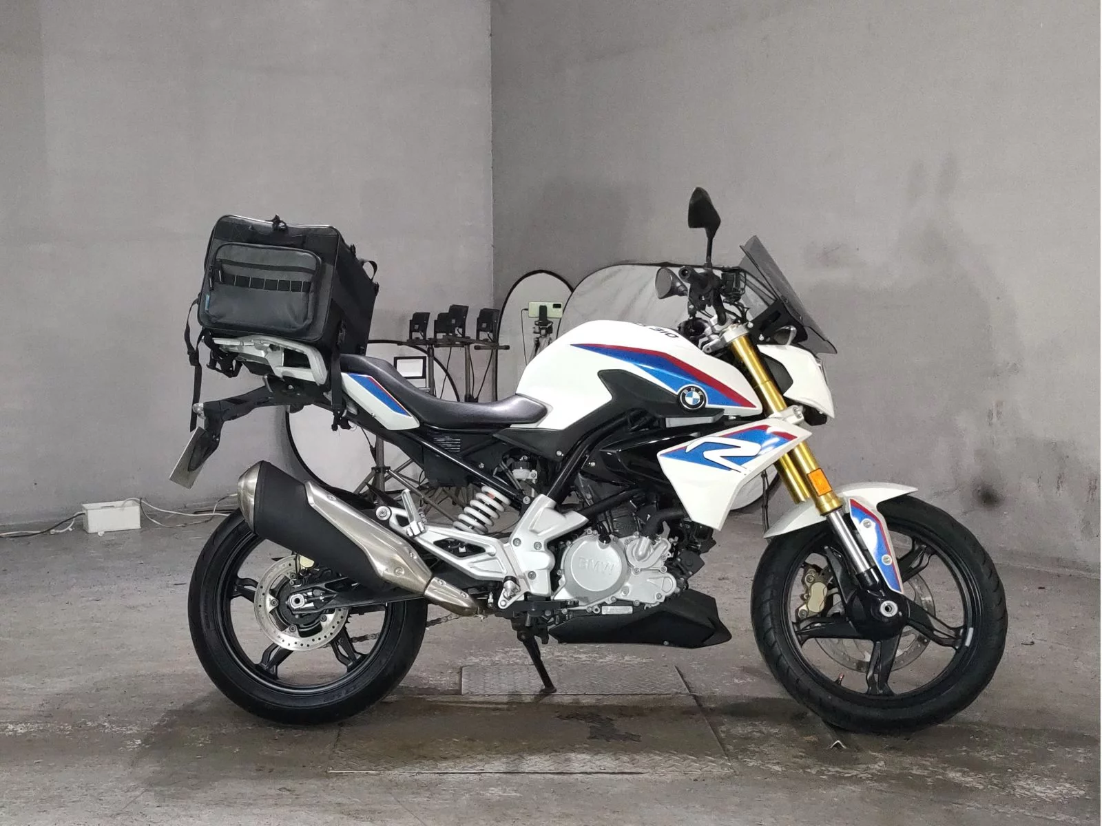 BMW BMW G310R  с аукциона в Японии