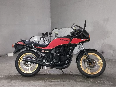 Kawasaki GPZ400F