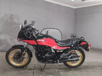 Kawasaki GPZ400F