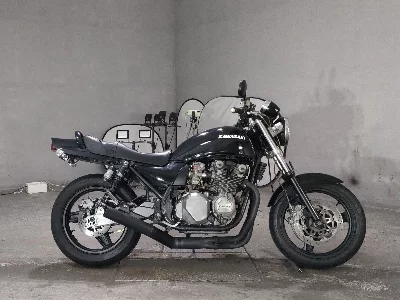 Kawasaki ZEPHYR750