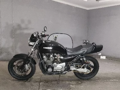 Kawasaki ZEPHYR750