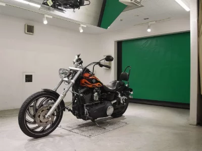 Harley-Davidson HARLEY FXDWG1580