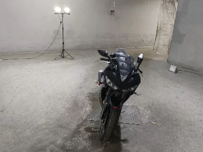 Yamaha YZF-R25