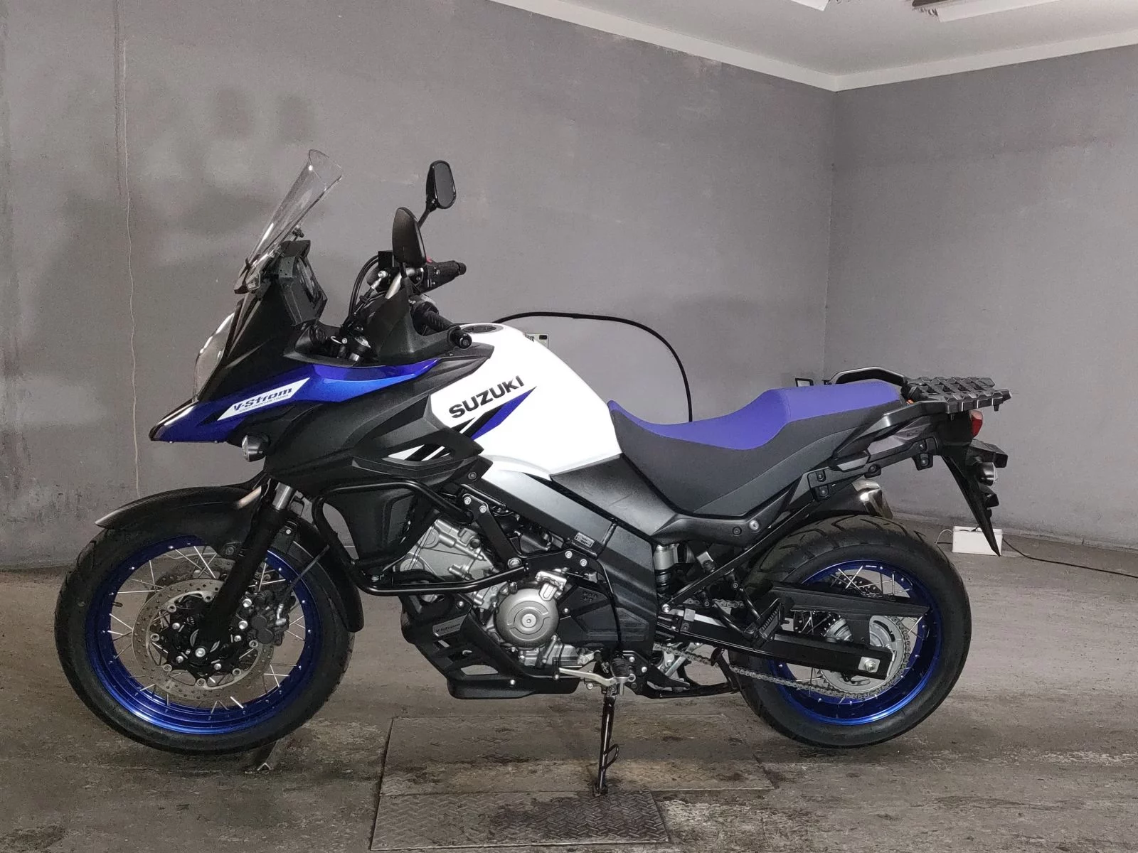 Suzuki V STROM 650XT  с аукциона в Японии