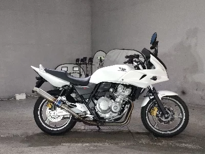 Honda CB400SFV-4 BOLDOR