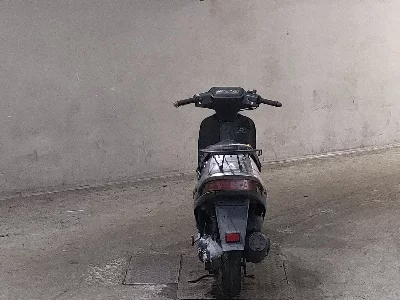 Suzuki ADDRESS V100