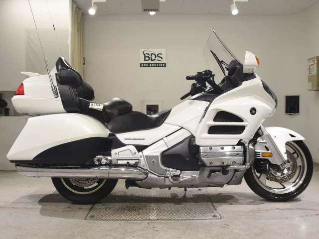 Honda GL1800 AIRBAG NAVIGATION  с аукциона в Японии