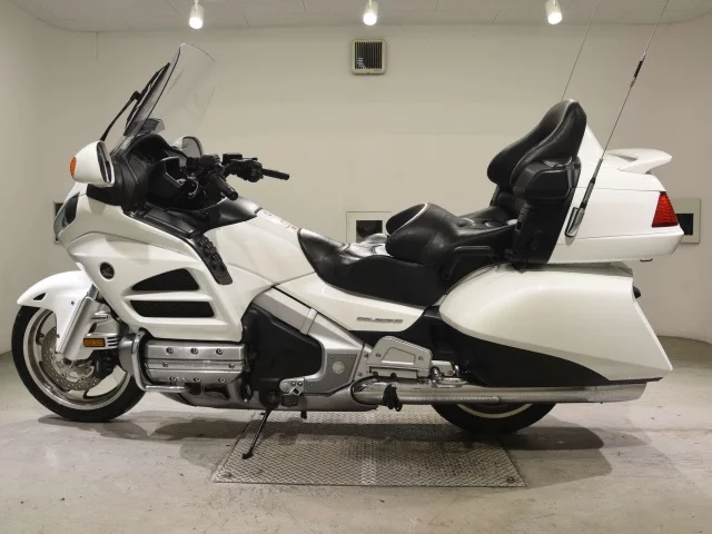 Honda GL1800 AIRBAG NAVIGATION  с аукциона в Японии