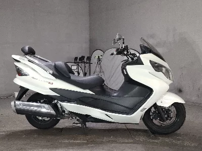 Suzuki SKYWAVE 250M