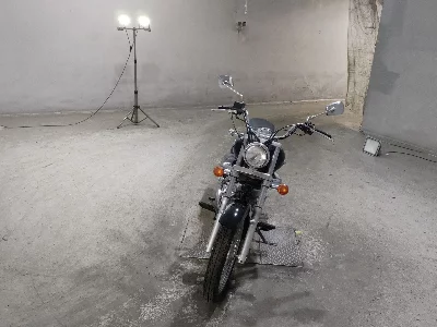 Suzuki INTRUDER 250