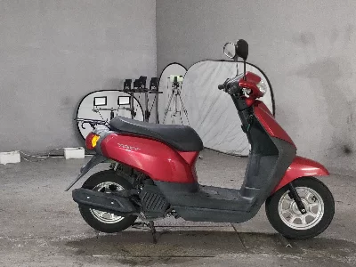 Honda  TACT  BASIC 