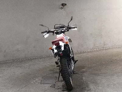 Honda XLR200R