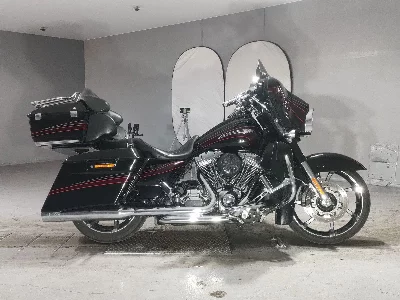 Harley-Davidson HARLEY FLHXSE1800CVO