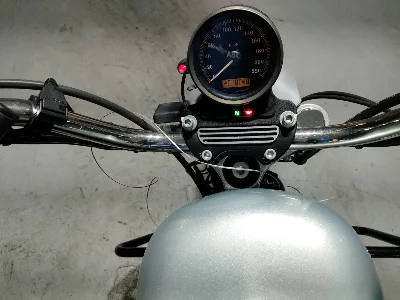Harley-Davidson HARLEY XL883L