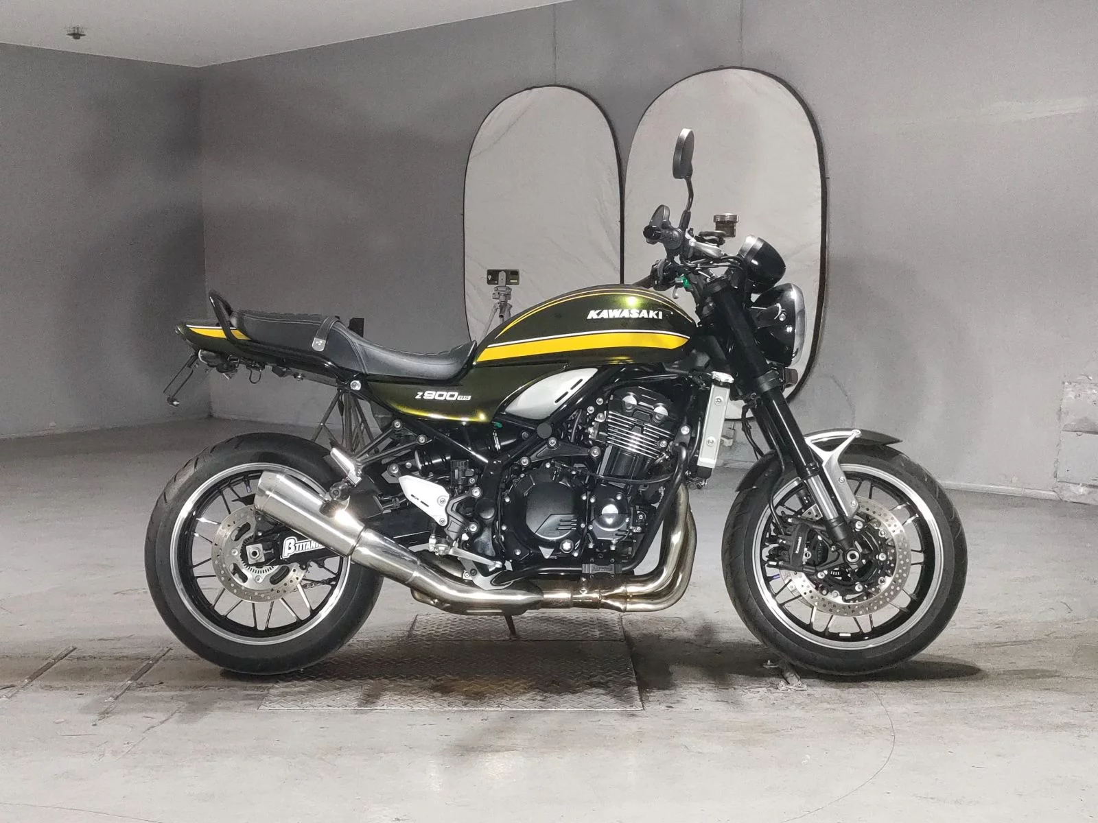 Kawasaki Z900RS 2021
