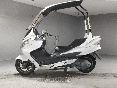 Suzuki SKYWAVE 250SS