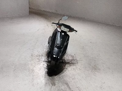 Suzuki ADDRESS V100