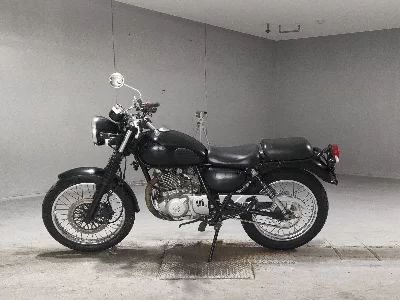 Suzuki ST250E