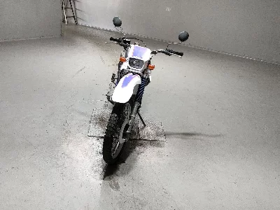 Yamaha SEROW 225W