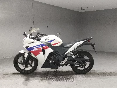 Honda CBR250R