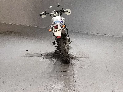 Yamaha SEROW 225