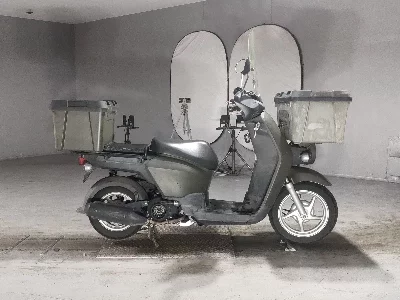 Мотоцикл из Японии Honda BENLY110