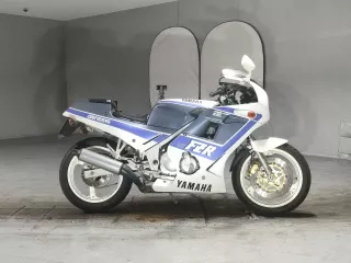 Yamaha FZR250