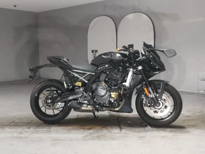 Suzuki GSX-8R