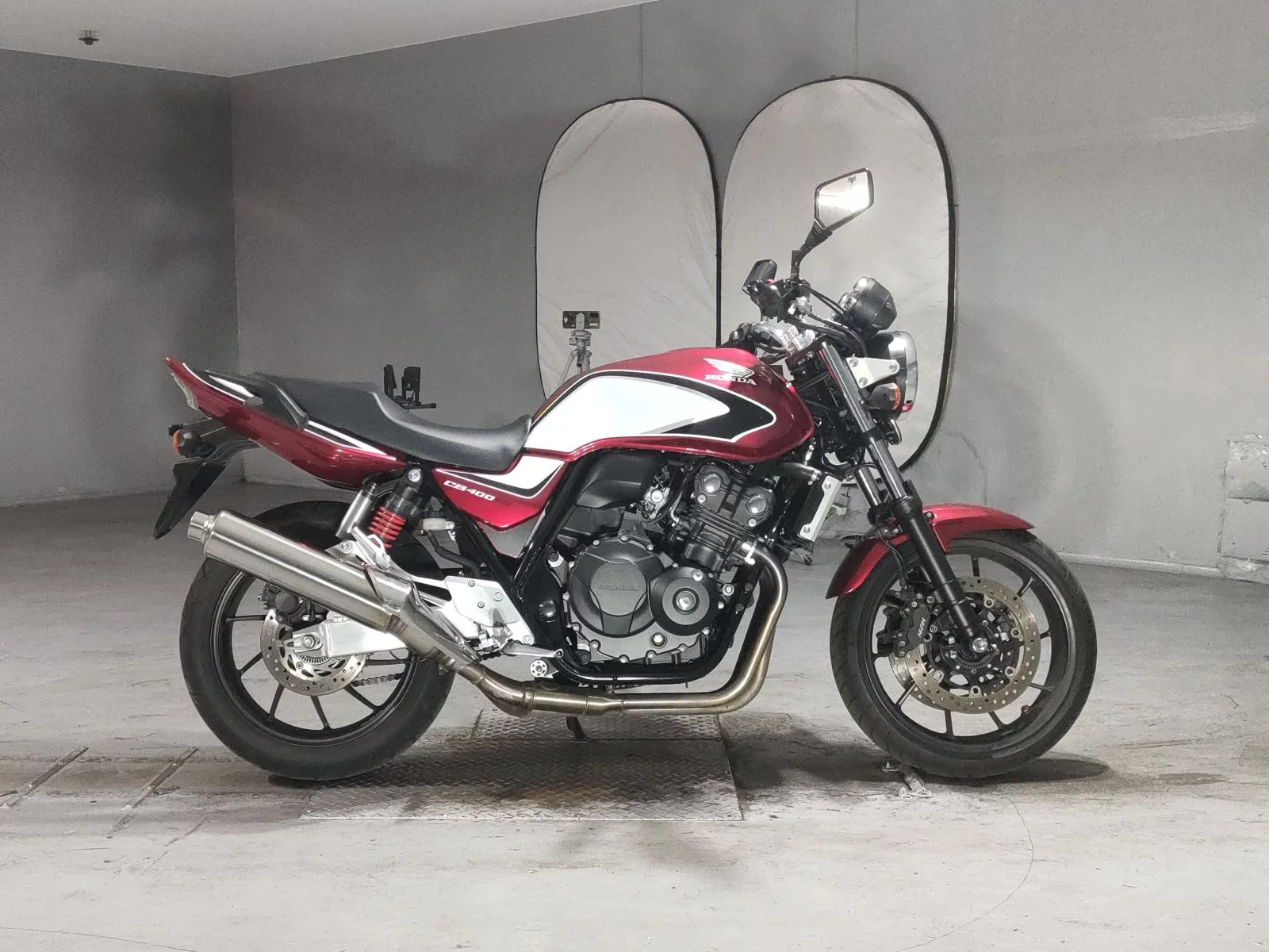 Honda CB400SFV-4 2020