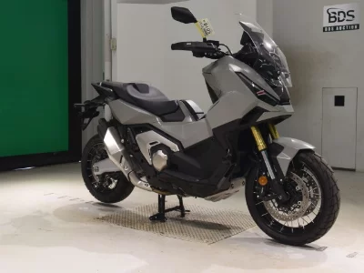 Honda X-ADV750-2