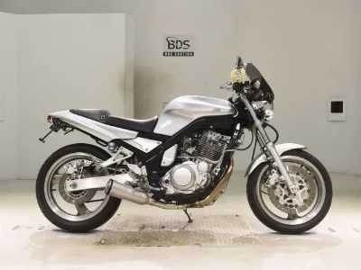 Yamaha SRX400-4