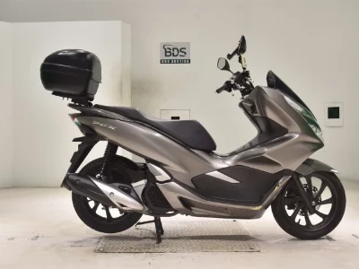 Honda PCX125-3